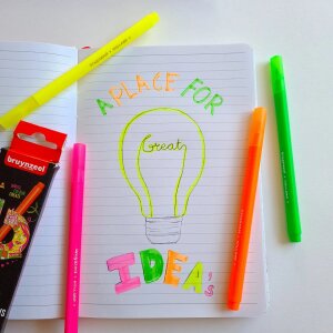 Bruynzeel Textmarker Set Neon 4 Farben  Leuchtende Highlighter für Büro & Schule