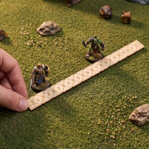 Tabletop Ruler 11 Zoll Holz Lineal für Wargames lasergraviert Blanko Rückseite